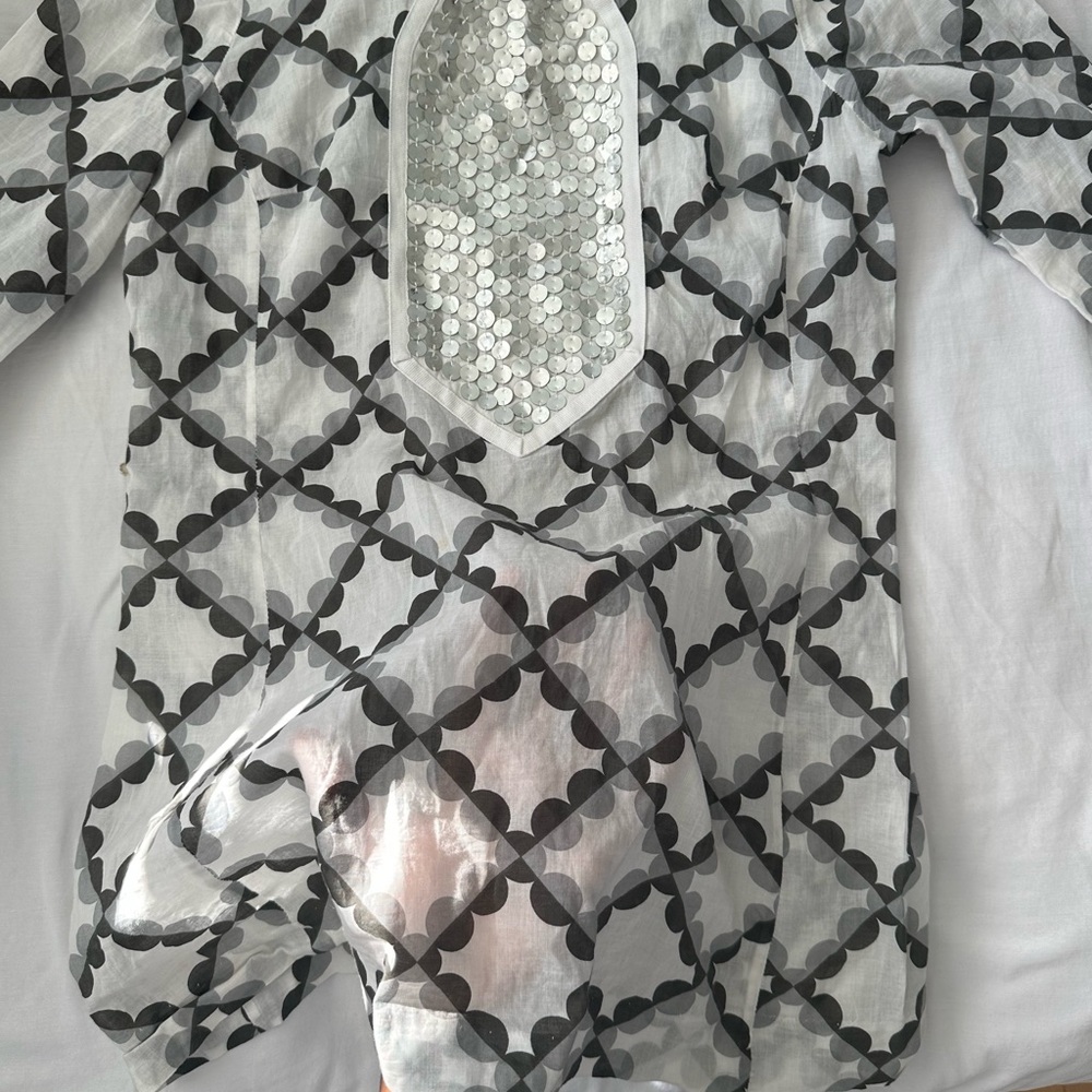Tory Burch Long Graphic Tunic with Metallic Details size 4 - Picture 4 of 11